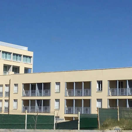 Apartment Bord D'ocean Dans 3*** Avec Piscine Et Parking Prive Mimizan-Plage